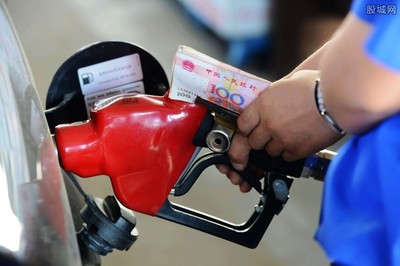 今日油价格多少,今日油价格多少钱92汽油中国